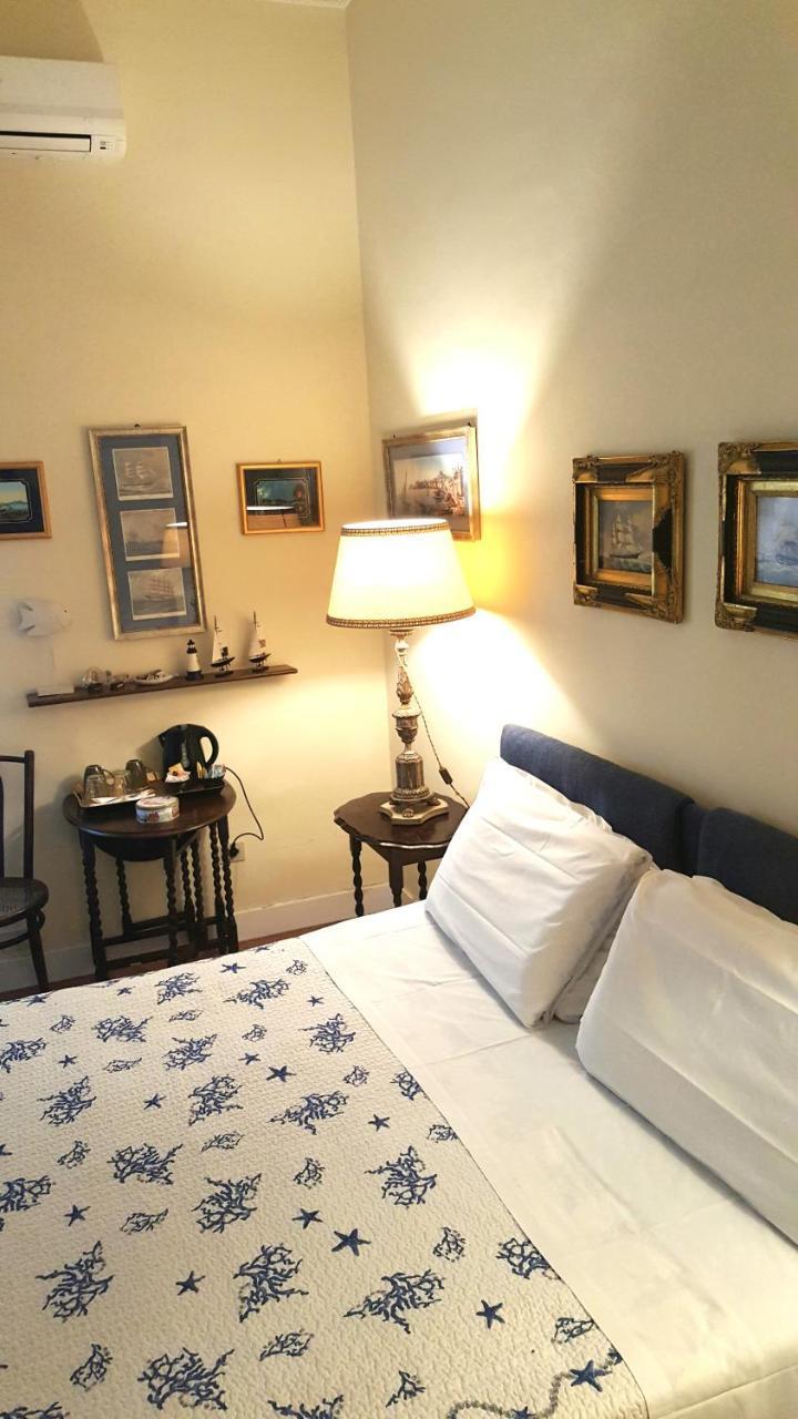ローマ パオラ ア トラステヴェレ Bed & Breakfast エクステリア 写真